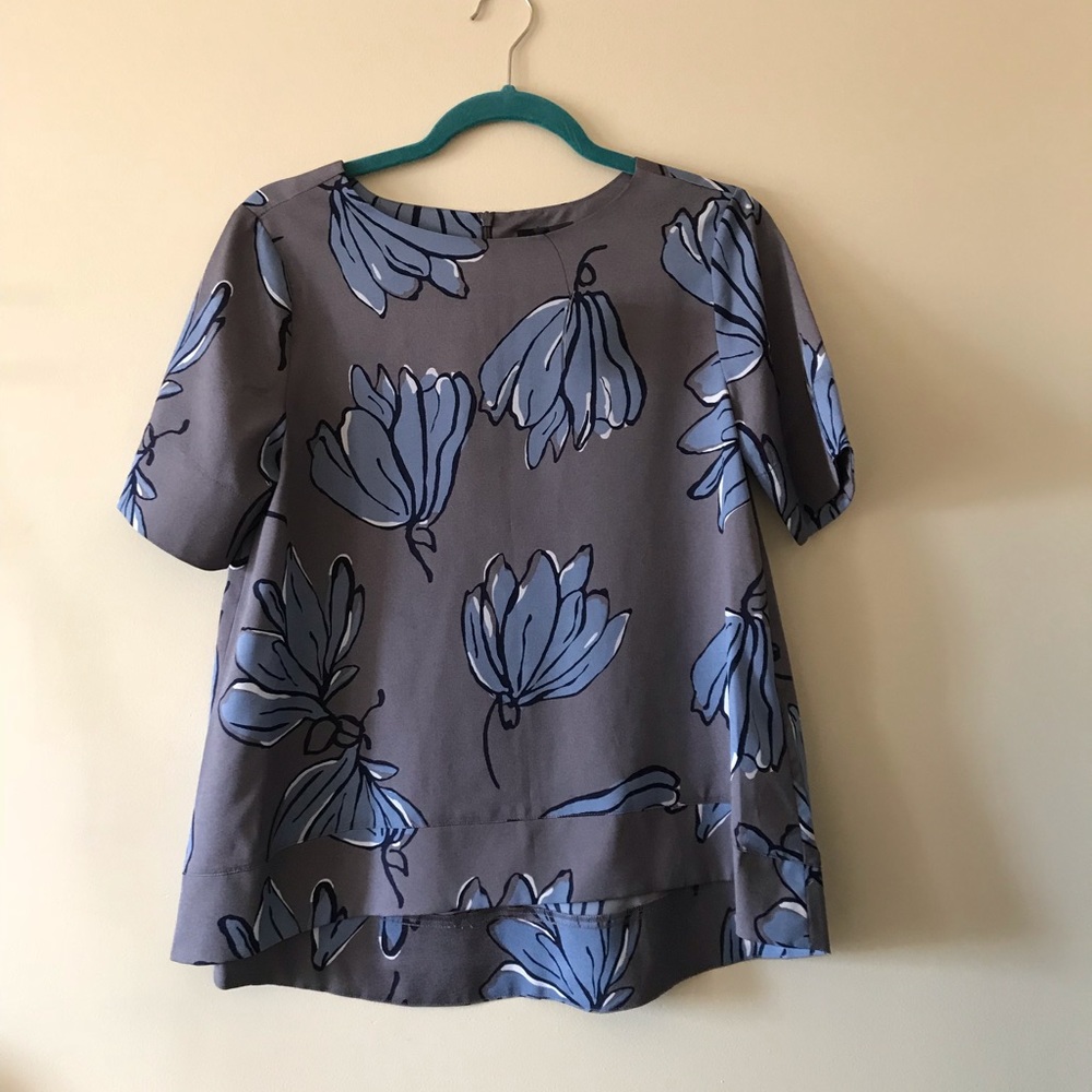 The Limited gray/blue floral blouse